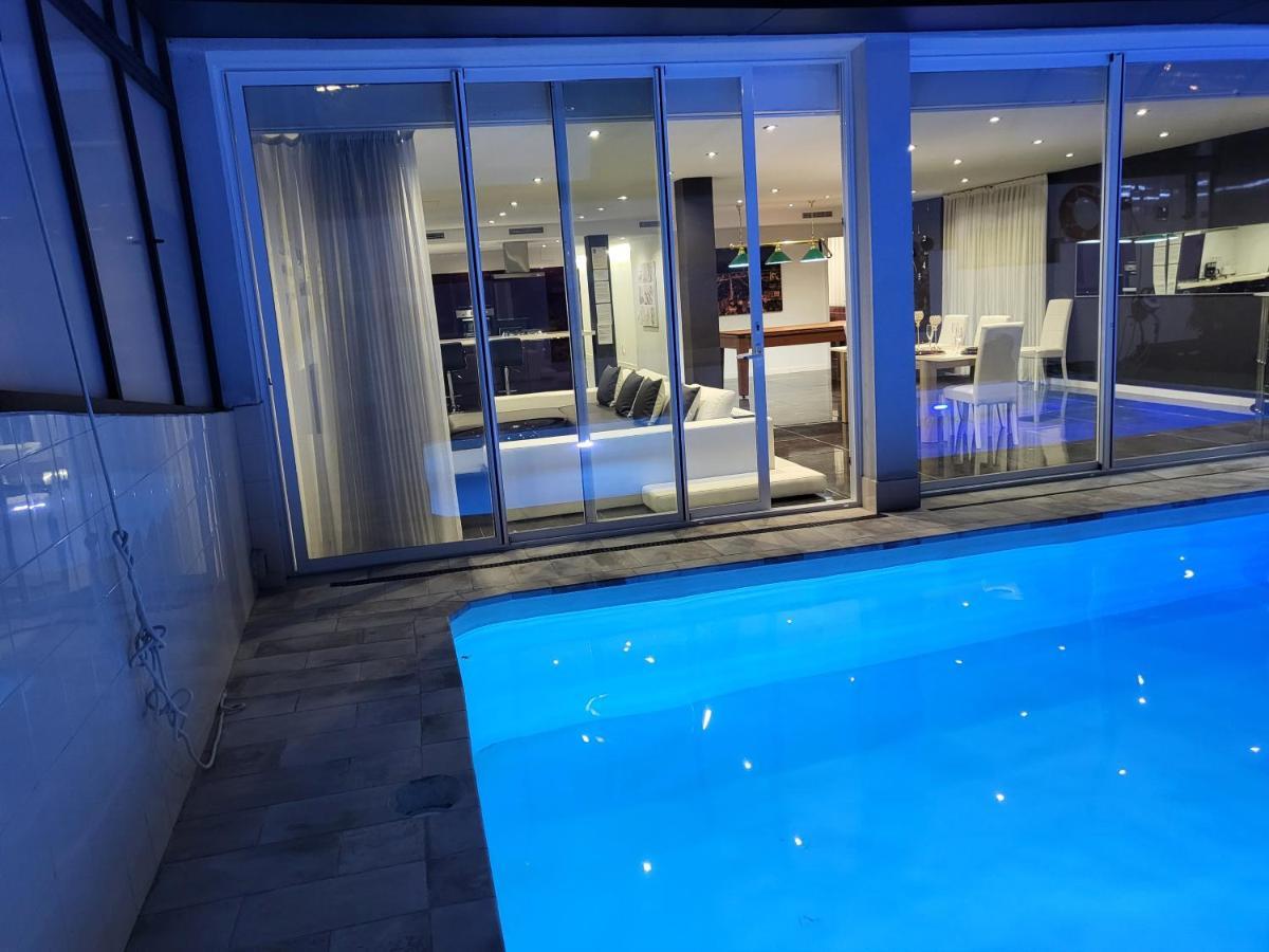 Luxurious Villa Marly II Castelldefels Exteriér fotografie